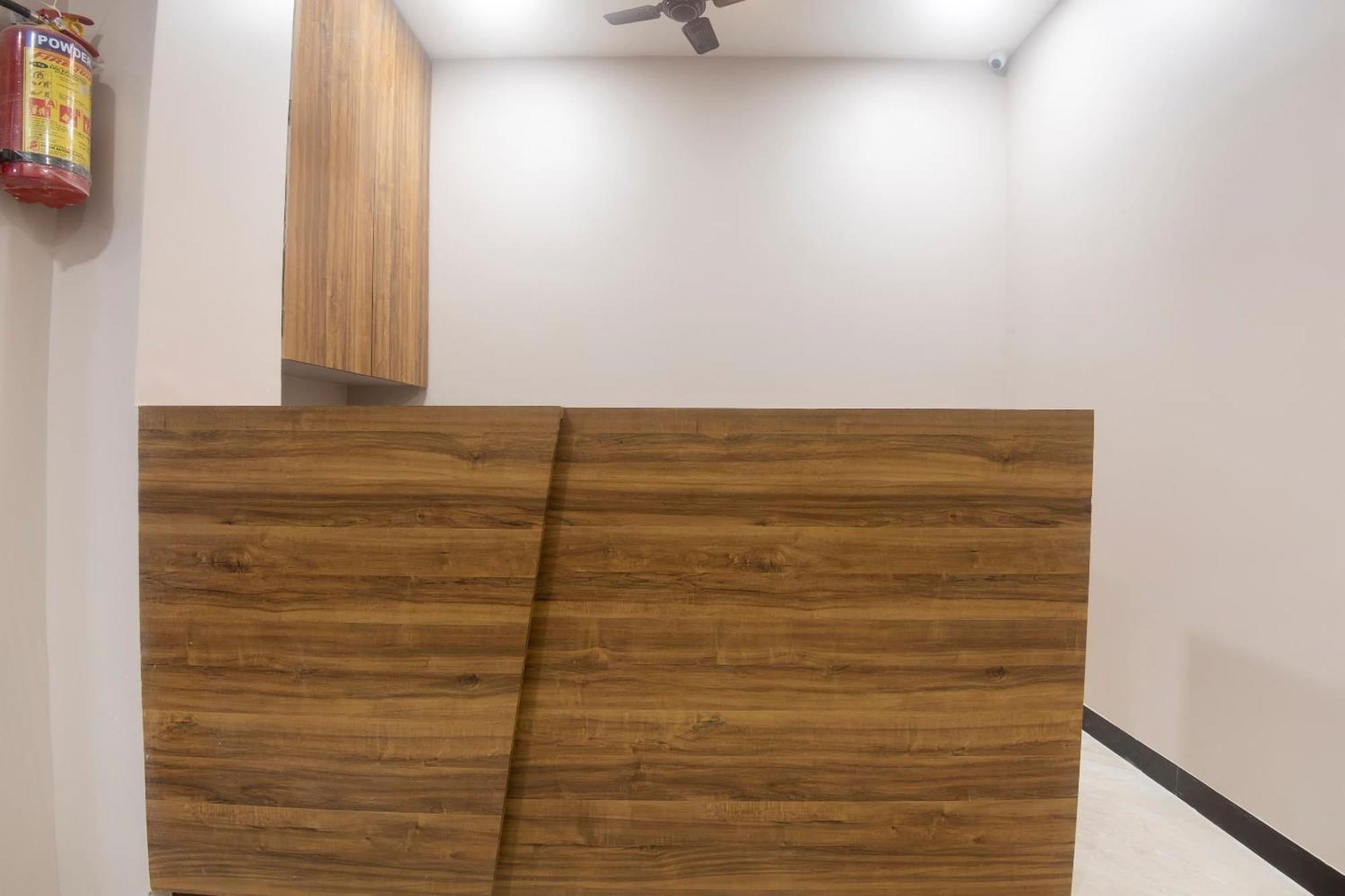 Hotel Blue Executive Near Chhatrapati Shivaji International Airport Mumbai  Buitenkant foto